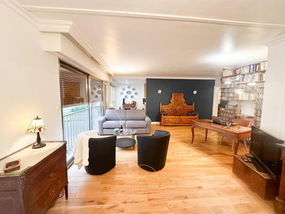 Apartment L'archimede - Parking Prive Versailles